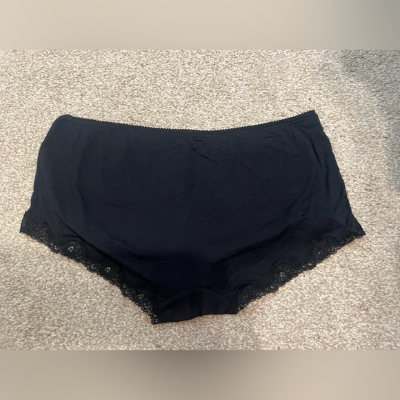 Soma Embraceable Lace Lady’s Panties - Picture 4 of 5